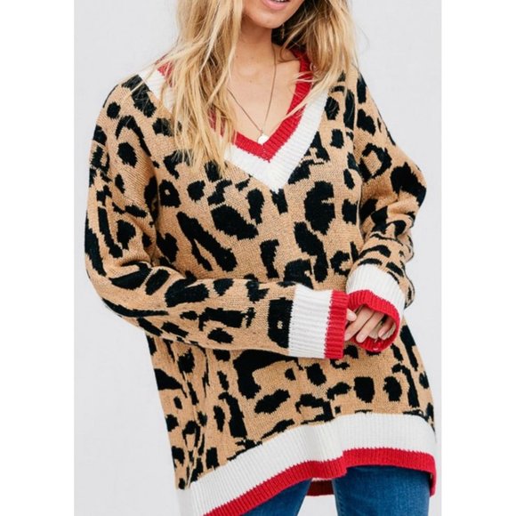 HYPED UNICORN Leopard V-Neck Oversize Sweater - Picture 2 of 7